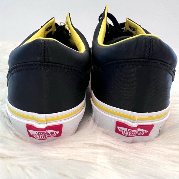 Vans Cobra Kai Low Skate Shoes Sneakers Tennis Shoes Old Skool Men 8  Women 9.5 - Picture 11 of 14